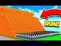 500 FANS vs MINECRAFT LAVA RUN!