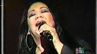 Video thumbnail of "Maridalia Hernandez - Cantante Dominicana - Desde Lejos - 80's - Ciudad Corazon"