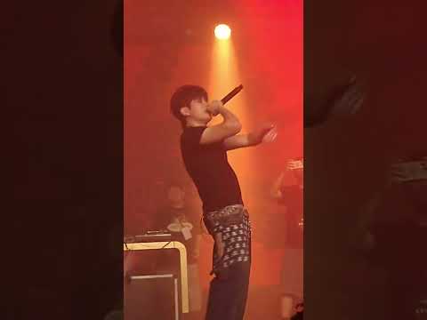 LilHAO - Don't Panic Little Sis (Taichung Rhymes) Superstar in Turbulent Times