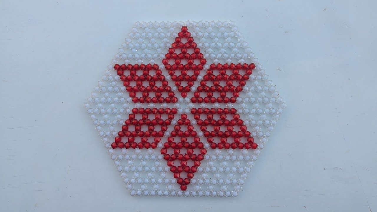How to make this Table Mat with a Star Design using Beads