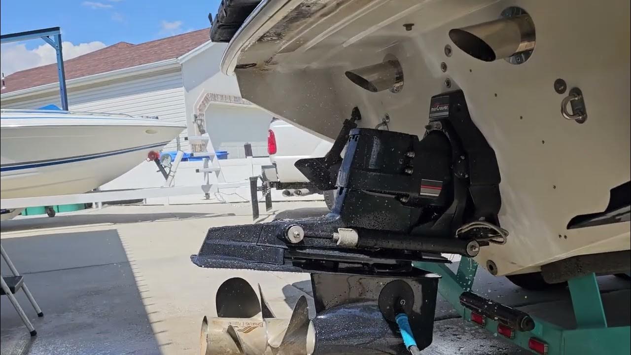 Corsa Marine exhaust and tips on Formula 252 br 454 mag - YouTube