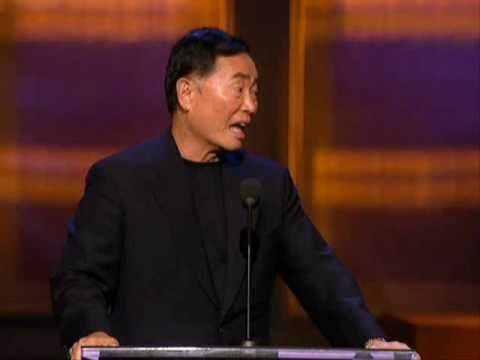 George Takei roasts William Shatner ( Uncensored )