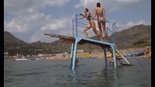 Девушки лучшие приколы и неудачи.Голые девушки Девушки лучшие приколы и неудачи.Голые девушки