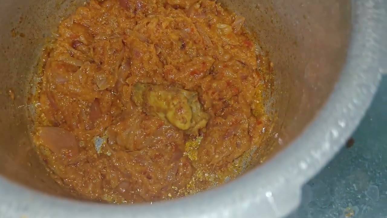 పచ్చి మసాలా ముద్ద తో చికెన్ 🍗🍗 కర్రీ 😋 ఇలా ఒకసారి చేసి చూడండి 👌👌##