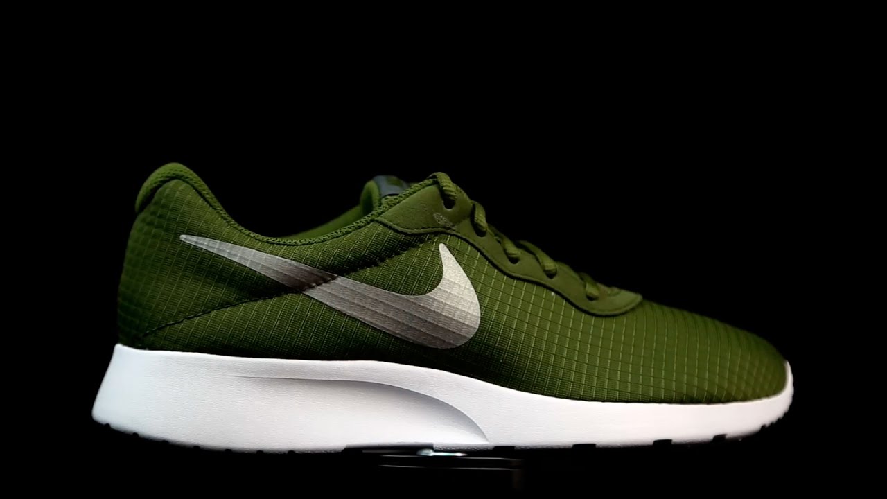 nike verde caqui