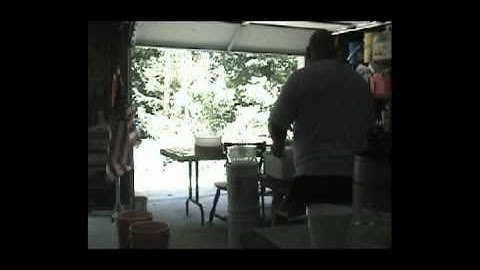 NWNJBA Honey Extraction - Hands on Meeting - Part 1 of 2