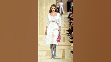 Gigi Hadid catwalk for Miu Miu #gigihadid #miumiu #gigi #runway #catwalk