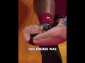 Dieser Trainer gab seine Schuhe für den Gegner her