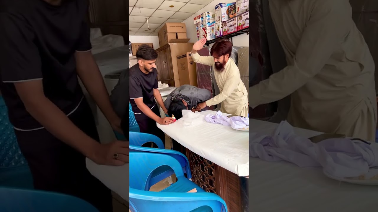 bhikari apni stori sunate fas geya😇😅😂🤣