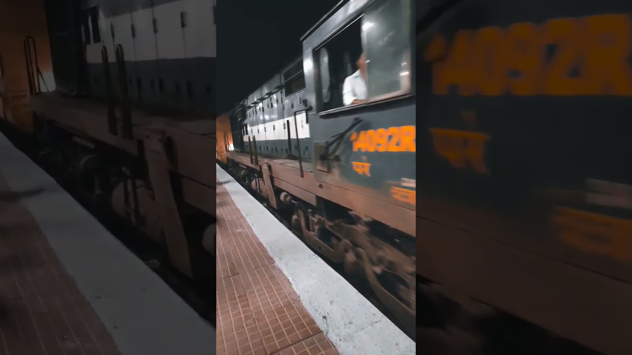 Diesel Train | Rapid Arrivals Superb Acceleration | Veraval  - Ahmedabad Somnath SF Express