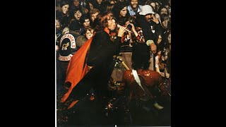 The Rolling Stones - Under my thumb in Altamont 6 /12 /1969