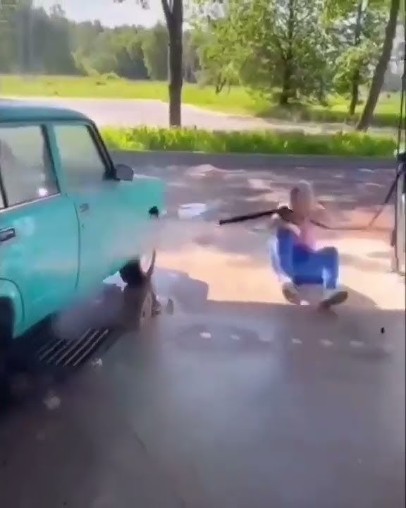 fuck up when washing  car | girls washing car | Retro car