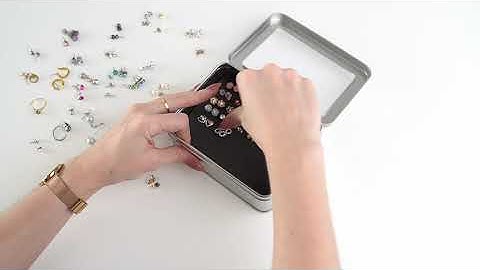 Declutter your earrings with portable jewelry tins! Organize With Me Timelapse.