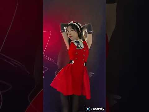 💕❤️私綺麗❓わたしエロい❓私ボイン❓スタイルいいでしょ❤️見えそうで見えない❓💘ミニスカポリスしてみました⁉💕踊ってみ