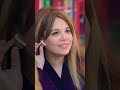 علي باب العمارة انتي بتكلميني انا يا وليه ولا بتكلمي مين متجننيش