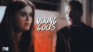 jace + lydia | like a young god
the crossover i said was coming has arrived! i had this done since march, but i didnt have time to actually upload but here it is!
i like this, jace is actually super shipable just like lydia lmao so this was v fun to make!
plot???
- jace and lydia meet when he and rest of the gang went on a mission. from there, it was strange to him that she could see him until he found out she was a banshee (idk i think a banshee would be considered a downworlder) so of course, their relationship would be super judged. but that does not stop their growing feelings and how much he wants to help her with the banshee ability.
idk lmao you can interpret it any way youd like!
song: in thumbnal or end of vid
couple: jace wayland and lydia martin
fandoms: teen wolf and shadowhunters
coloring: mine jace + lydia | like a young god