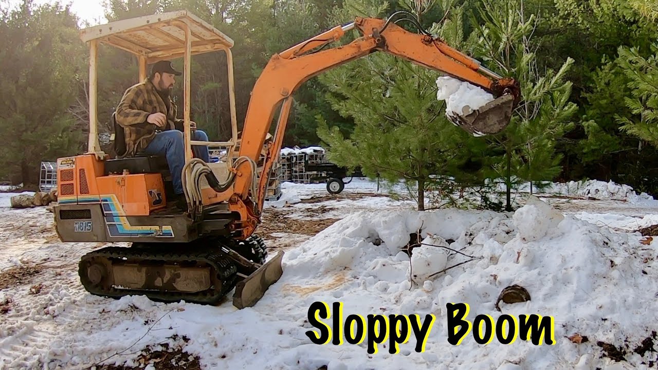 Fire and Force Revives this Vintage Mini Excavator