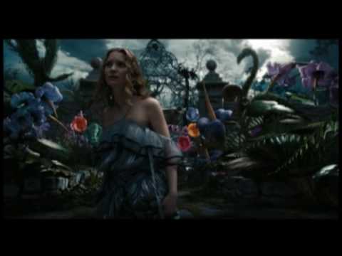 ALICE IN WONDERLAND - Alice Action Hero (pod dal film)