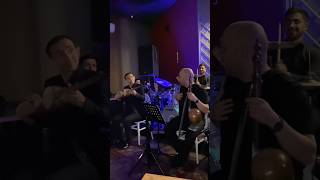 #shorts #masquenada #cover #sergiomendes #blackeyedpeas #livemusic #concert #eastorwest