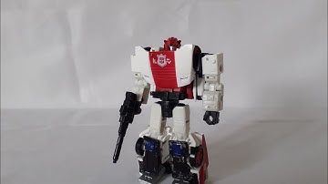 Red Alert transforms | stop motion transformers siege