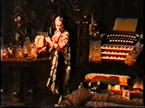 With One Look [Sunset Blvd. ~ London, 1995] - Betty Buckley
