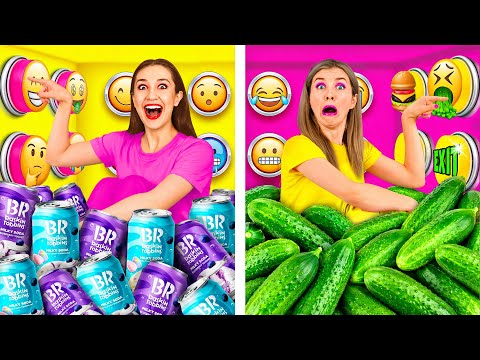 1000 Mystery Buttons Challenge Only 1 Lets You Escape | Funny Food Situations by PaRaRa Challenge