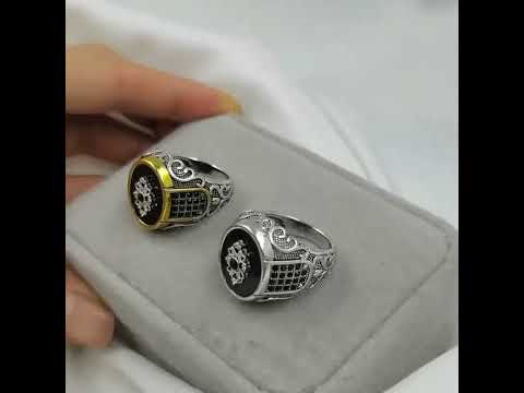 Чоловіча печатка срібляста з чорним синтетичним цирконом ретро стиль давній візерунок розмір 16, відео 1