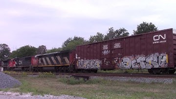 CN 8806 Westbound at Carew on the CN Dundas Sub