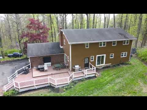 2509 Stonesthrow Rd, Bethlehem, PA home video tour