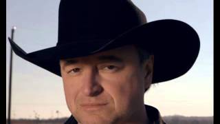 Mark Chesnutt    Uptown Downtown chords