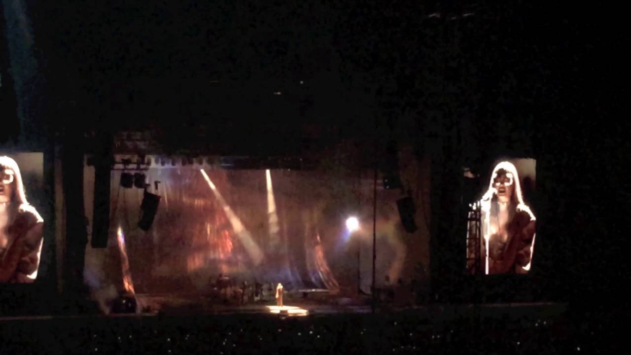 balloon en español rihanna live munich münchen anti world tour