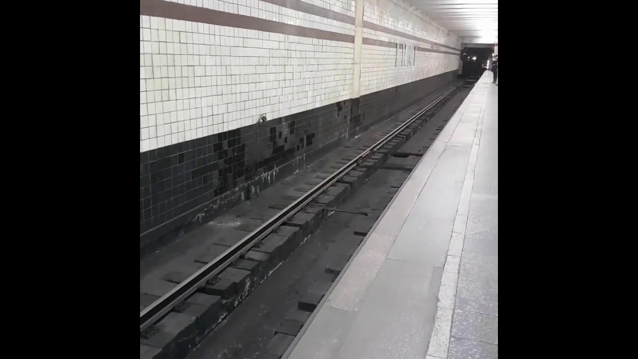 метро черемушки. ремонт новые черемушки. станция метро черемушки москва. станция метро новые черемушки. станция метро черемушки.