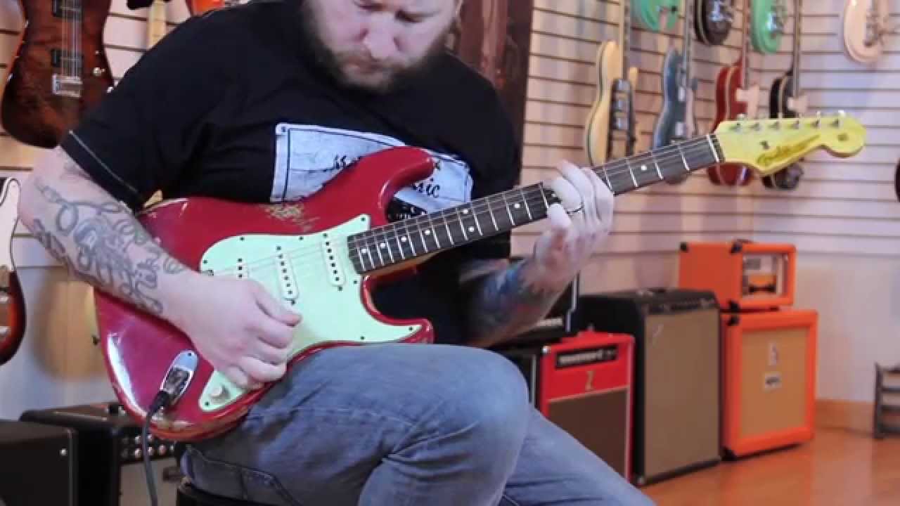 Fender Custom Shop 1960 Stratocaster Heavy Relic demo by Make'n Music Chicago feat. Josh Smith