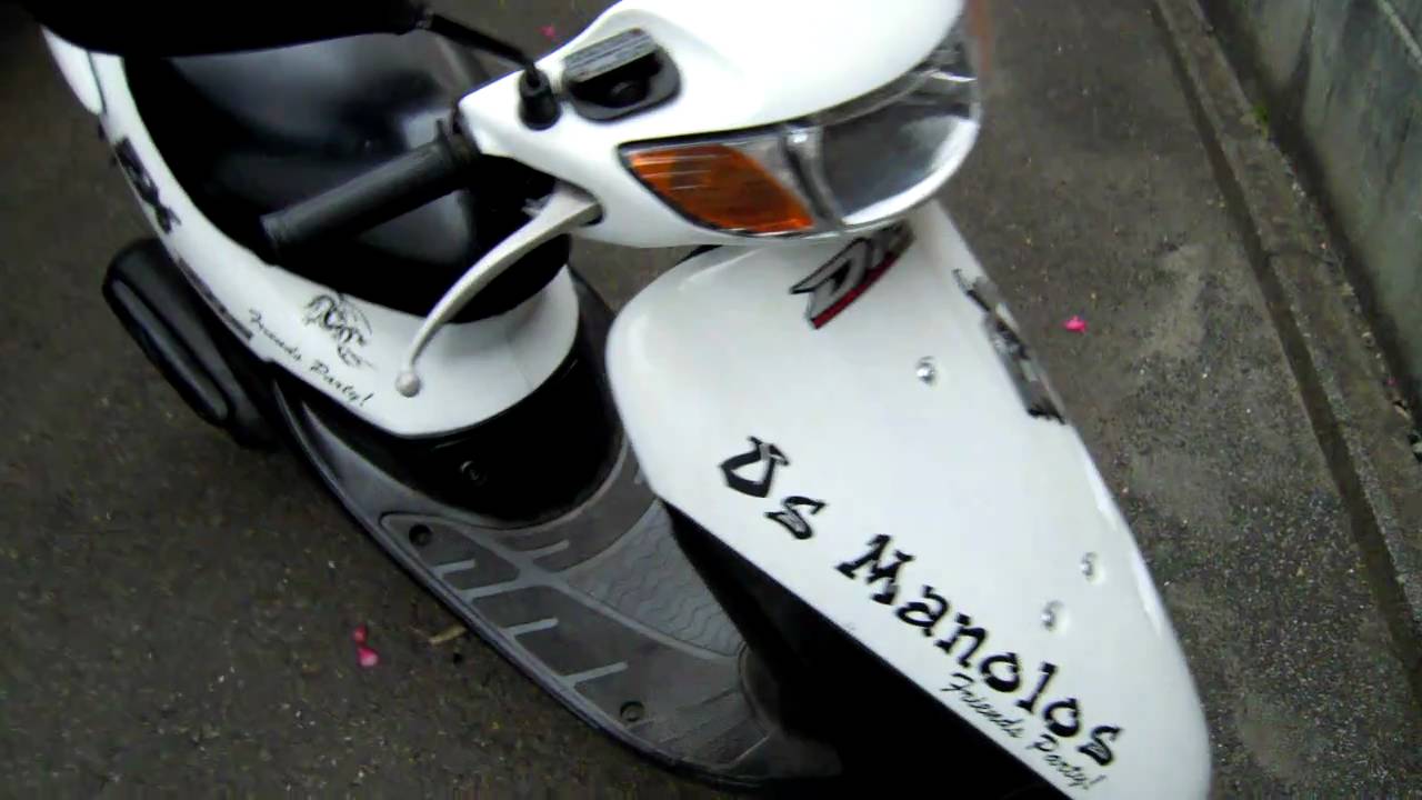 Sym DD50 Honda ZX 50 Suzuki LETS II 50 019