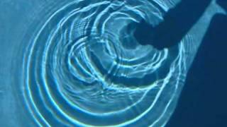 Slow motion water ripples screenshot 2