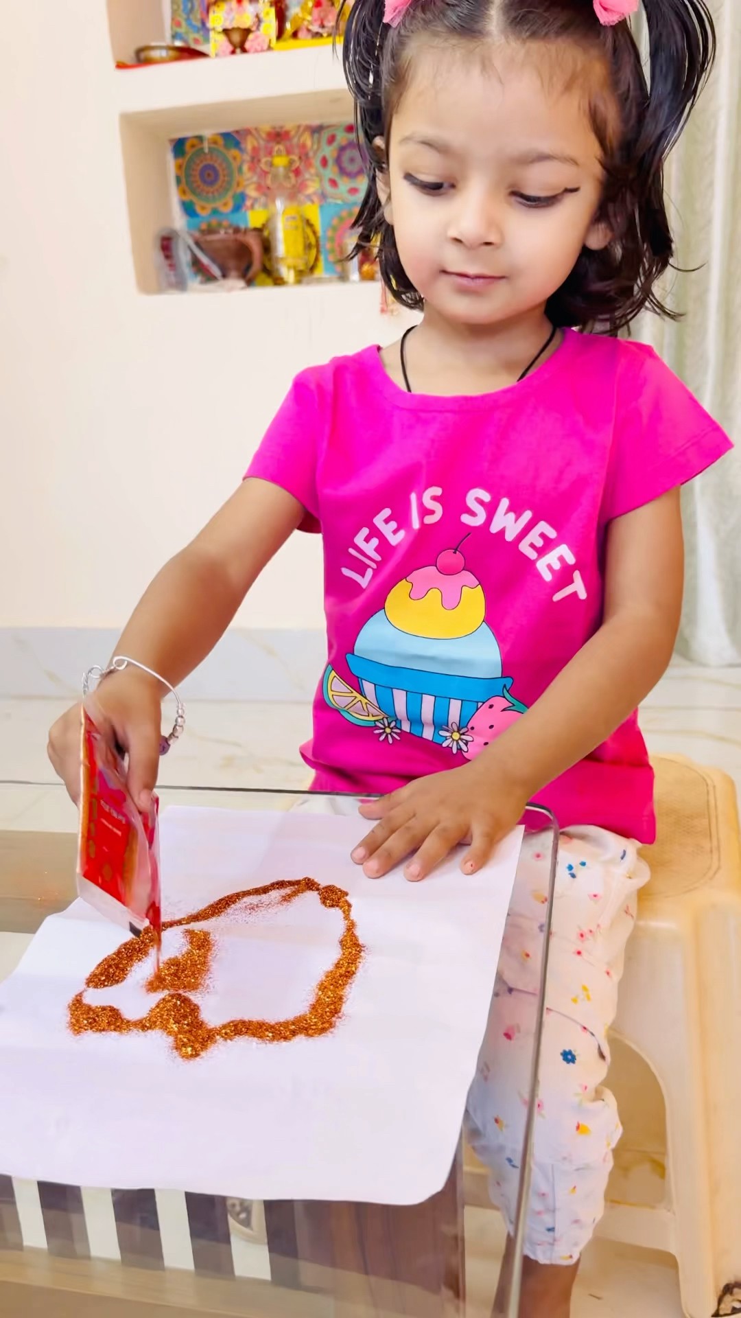 Tooktook aur di me kiski dil ache se draw ho rhi