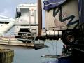 camion saliendo del barco 2.mp4