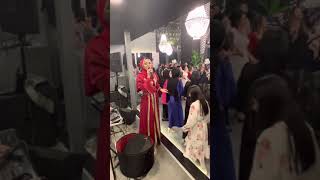 TÜRKAN HAZAL – SİİRT DÜĞÜN HALAYI #düğünhalay #kürtçemüzik Resimi