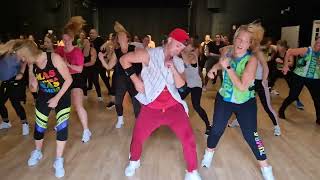 Zumba fitness - Esta Vida (Salsa remix) Farruko & Marlon Fernandez