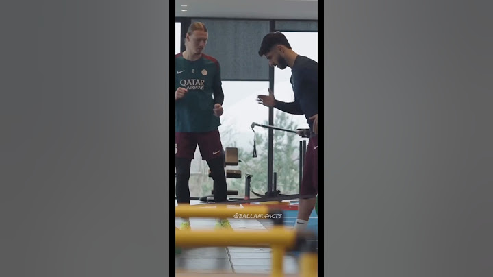 Matvey Safonov 🇷🇺 dancing #psg#goalkeeper#goal#video#footballshorts#goal#liga1#футбол#soccer#псж