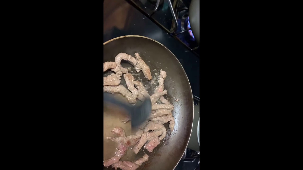 SHOULD I DO COOKING VIDEOS? HOME MADE BEEF YAT GAW MEIN!!!! YouTube