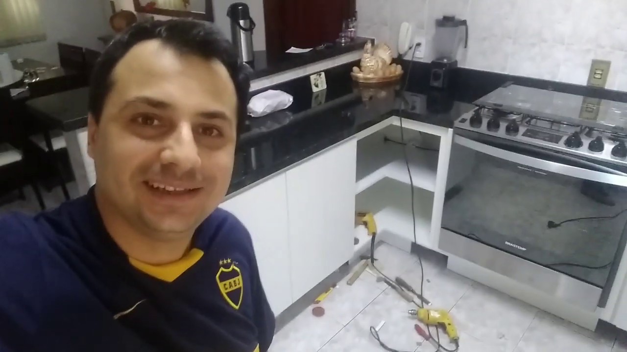 Instalando gabinete de cozinha em U