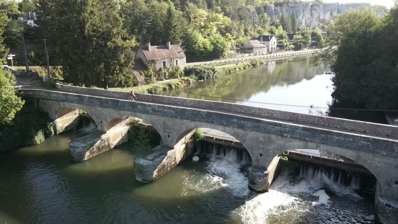 Cyclotourisme dans l'Yonne (Vézelay, Avallon, Canal du Nivernais)
