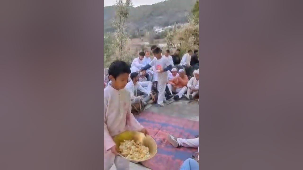 aaj ka dina tu holi ghar