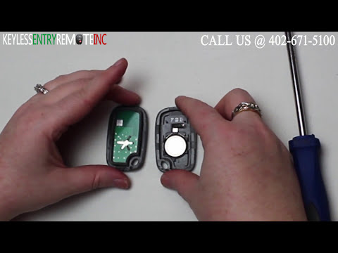 How To Replace A 2002 - 2007 Suzuki Aerio Key Fob Battery FCC ID MOZD02TB