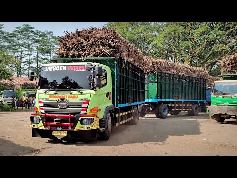 ILLUSTRATION OF A TRAILER TANK TRUCK ACCIDENT DURING A CONVOY