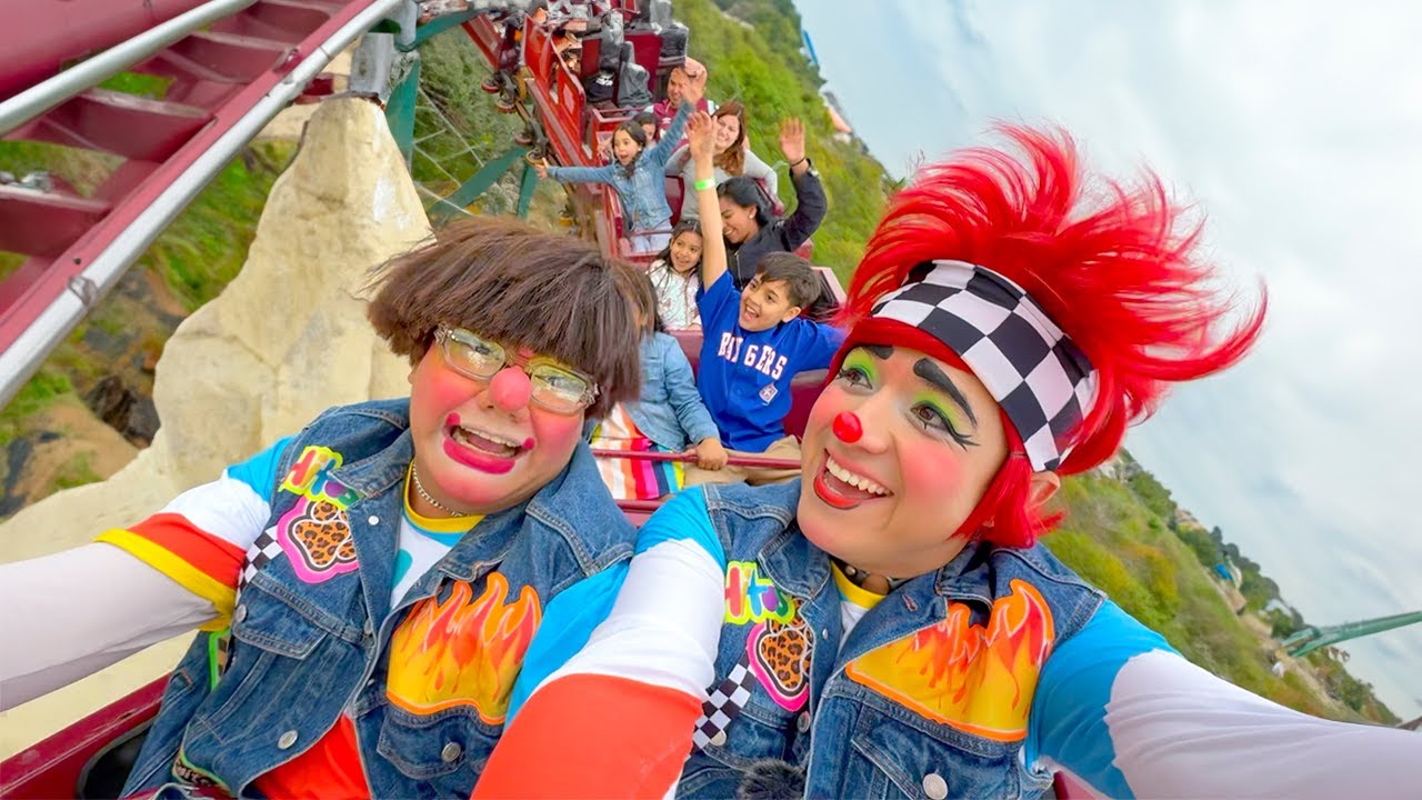 ¡Explorando Un Parque De Diversiones Extremo! Parque Fiesta Aventura | Ramito y Gordito Hitos