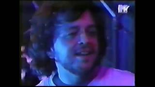 Ween - Take Me Away - 1995-03-15 - MTV Europe Headquarters London England