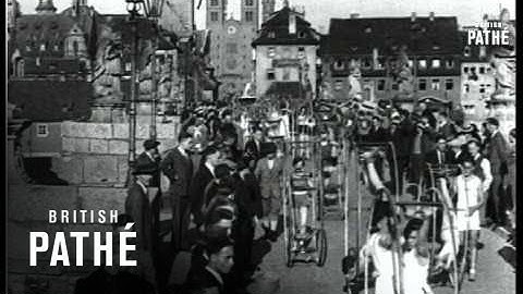 Rolling Along (1932)