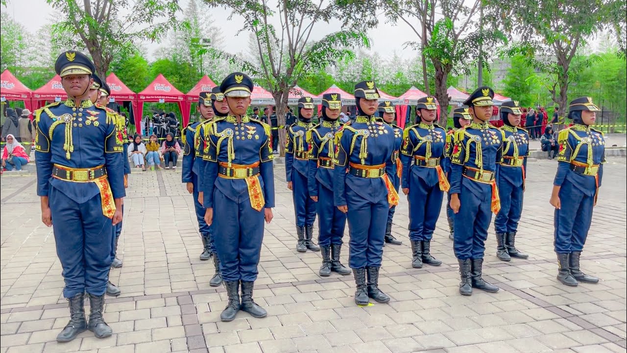 JUARA HARAPAN UTAMA 1 PASKIBRA SMPN 136 JAKARTA LPBB PARADE BARIS NUSANTARA